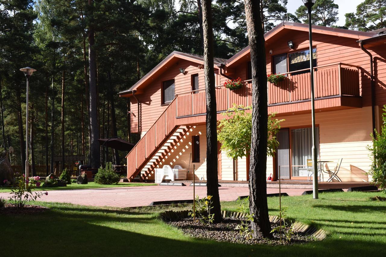 Salkoni Apartment Pape Exterior photo